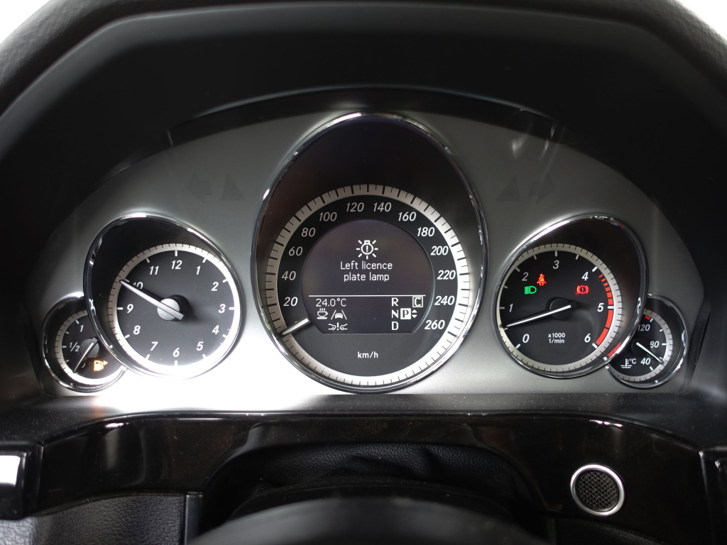 Mercedes-Benz E
