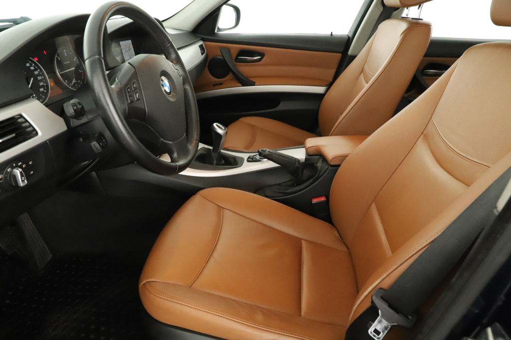 BMW 3