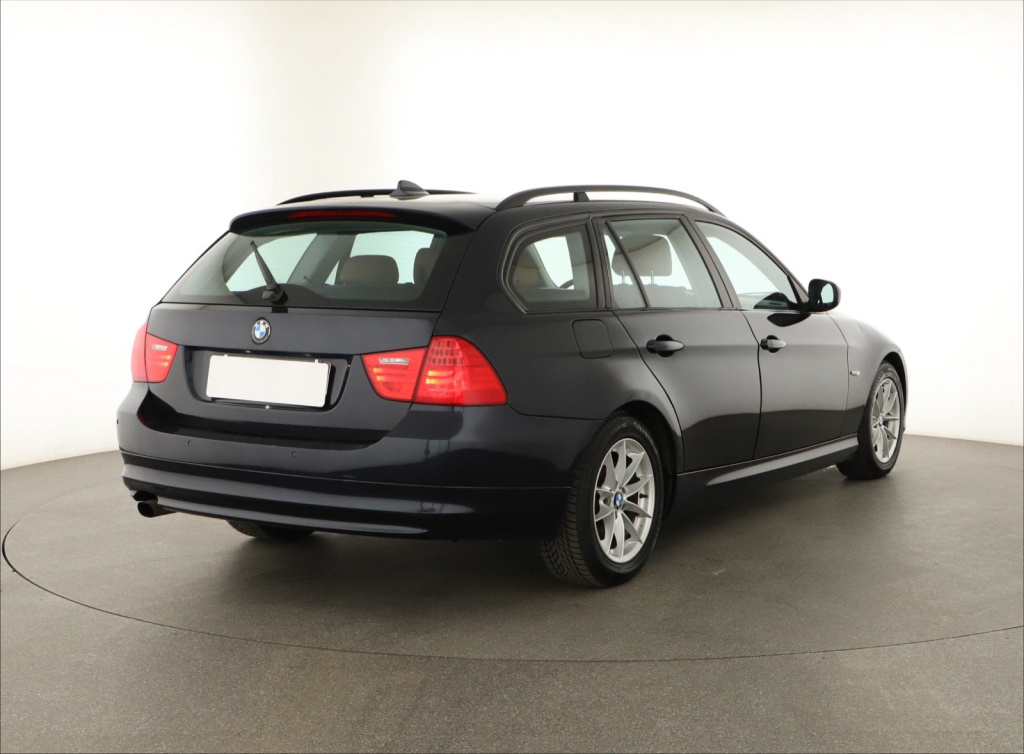BMW 3