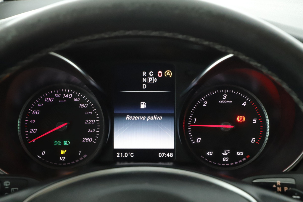 Mercedes-Benz V