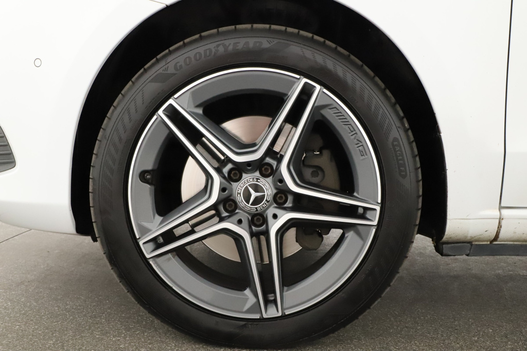 Mercedes-Benz V