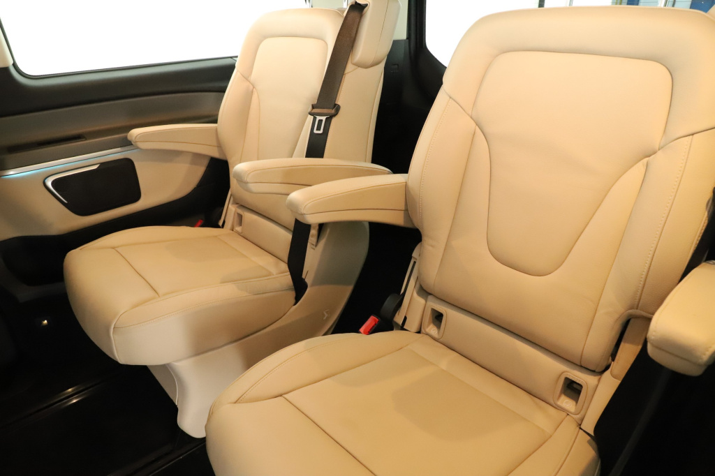 Mercedes-Benz V