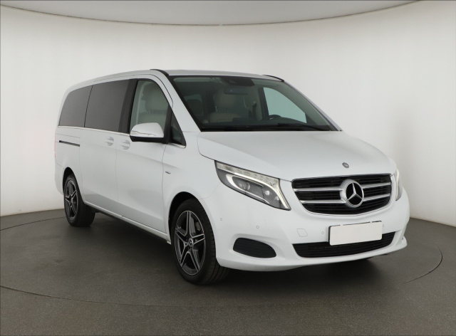 Mercedes-Benz V 2015