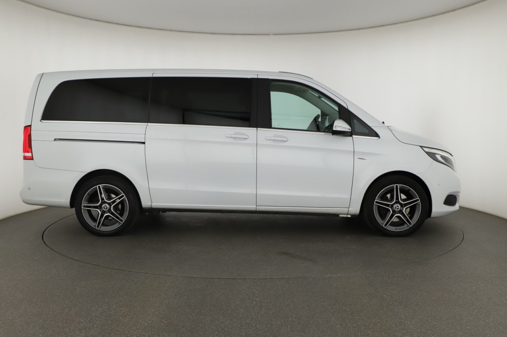 Mercedes-Benz V
