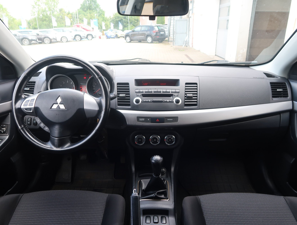 Mitsubishi Lancer