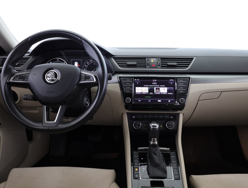 Škoda Superb