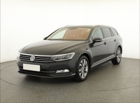 Volkswagen Passat - 2015