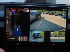 Tesla Model 3 - 2024