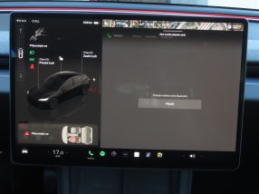 Tesla Model 3 - 2024