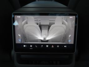 Tesla Model 3 - 2024