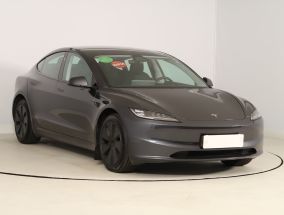 Tesla Model 3 - 2024