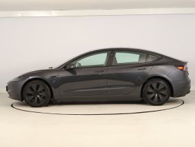 Tesla Model 3 - 2024