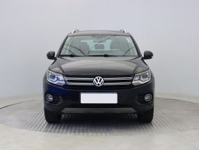 Volkswagen Tiguan - 2012