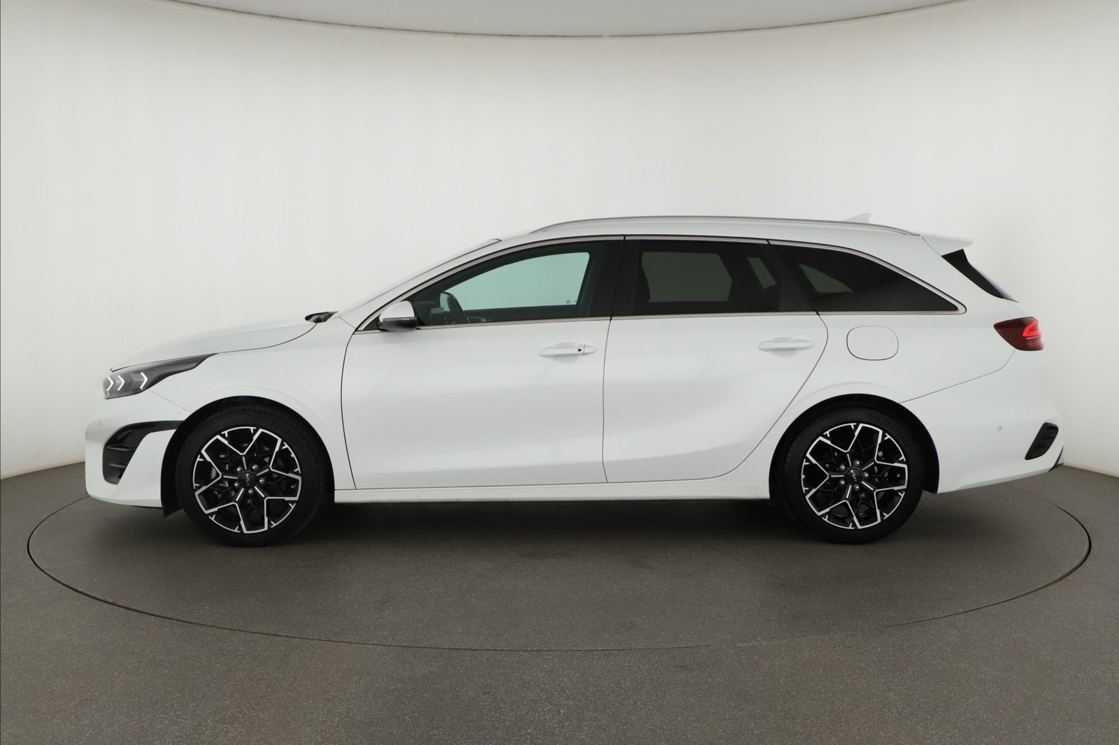 Kia Ceed - 2024