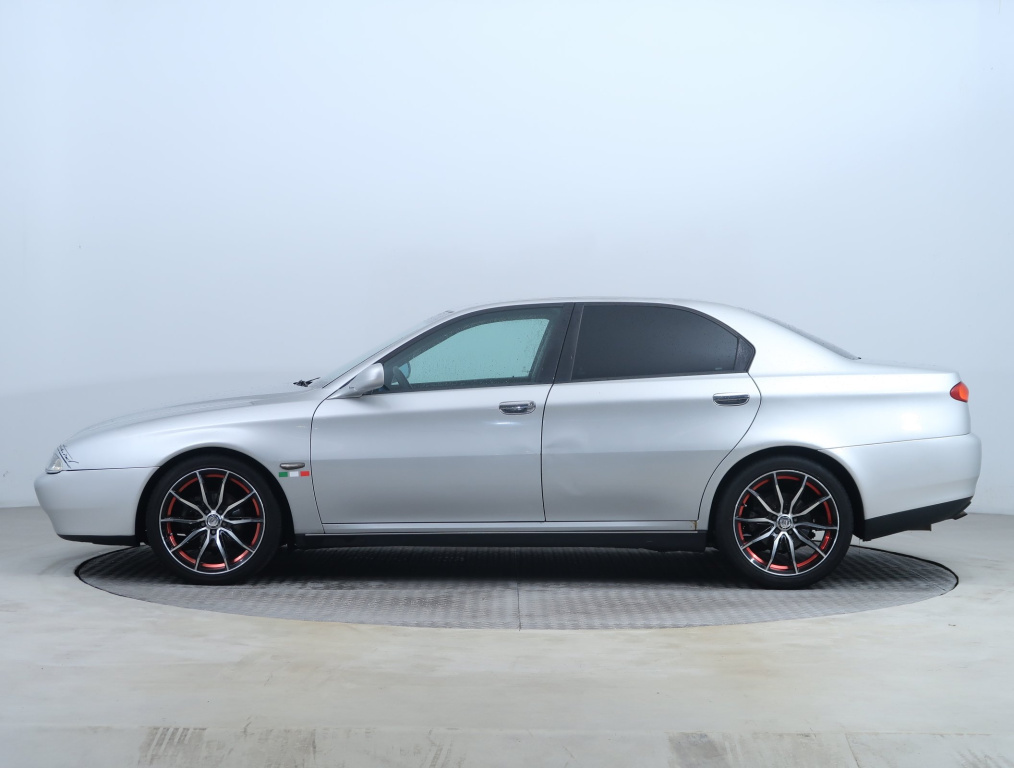 Alfa Romeo 166