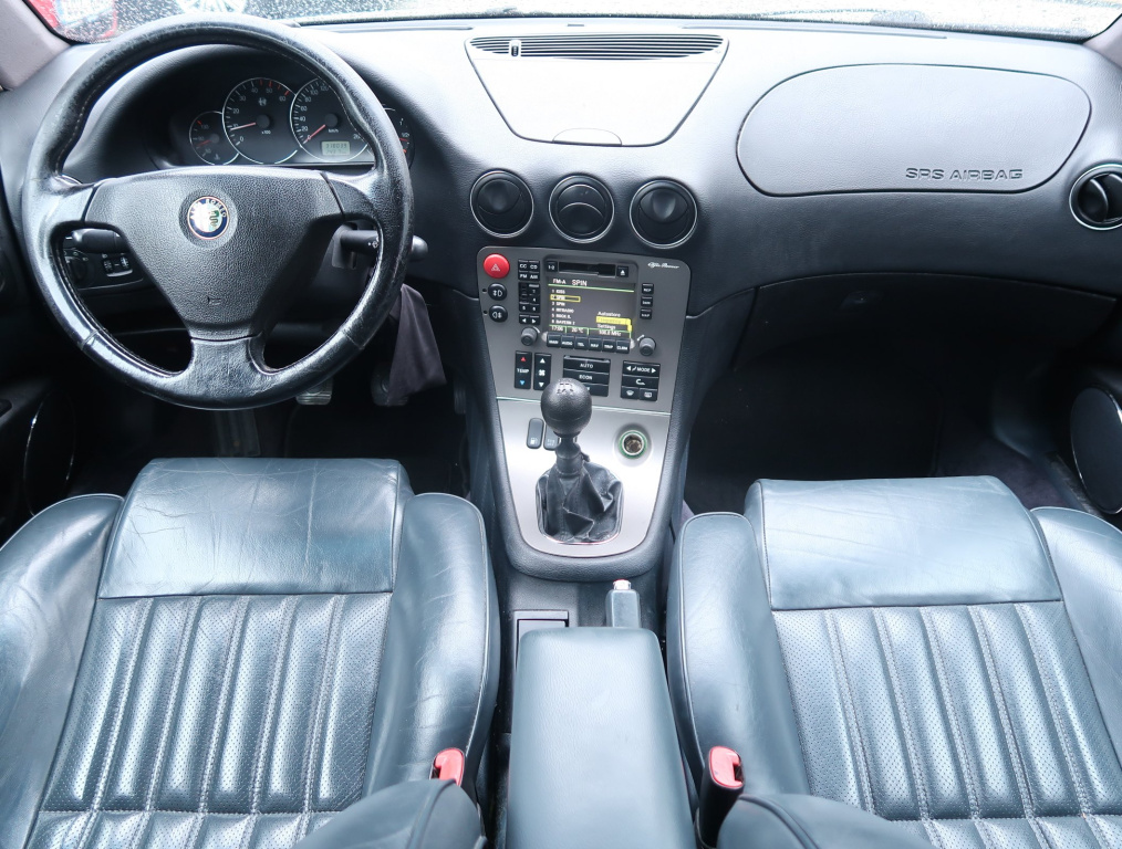 Alfa Romeo 166