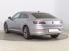Volkswagen Arteon - 2021