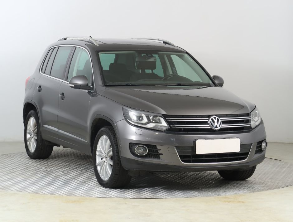 Volkswagen Tiguan - 2013