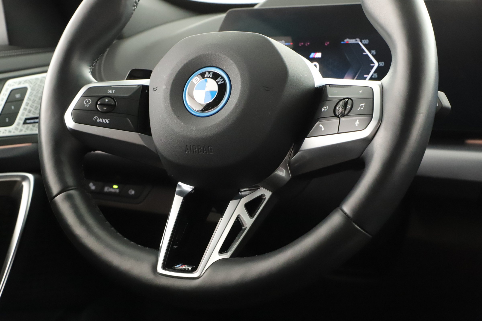 BMW iX1 - 2023