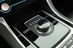 Jaguar XF - 2018