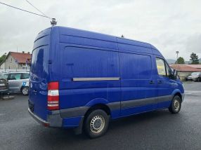 Mercedes-Benz Sprinter - 2011