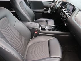 Mercedes-Benz B - 2020