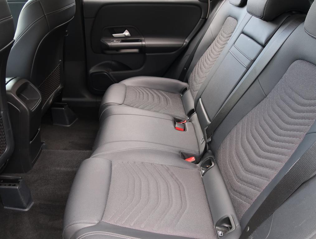 Mercedes-Benz B
