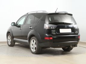 Mitsubishi Outlander - 2008