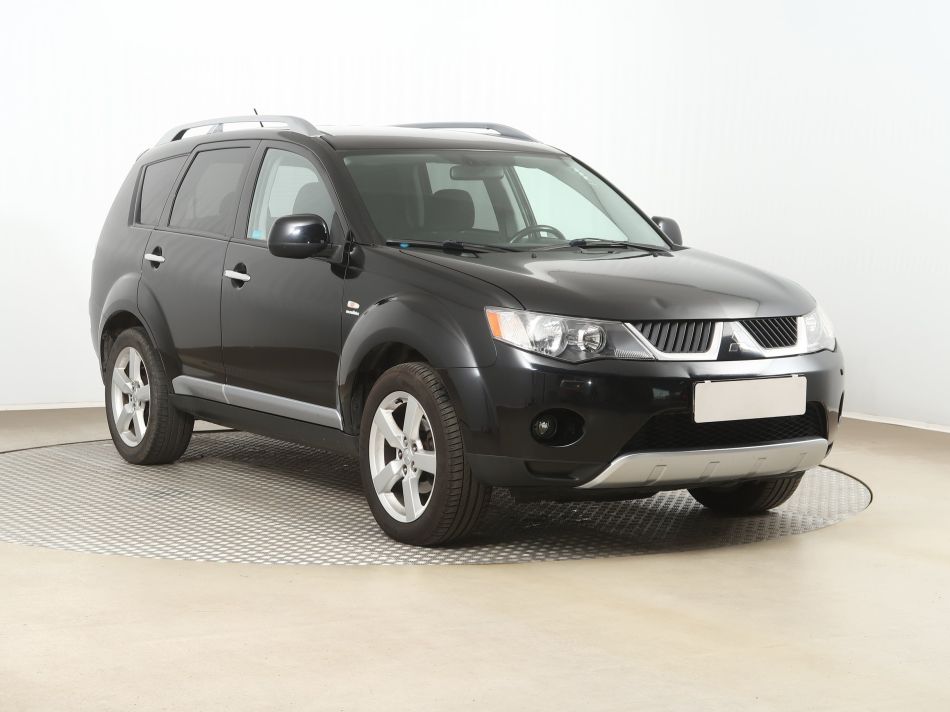 Mitsubishi Outlander - 2008