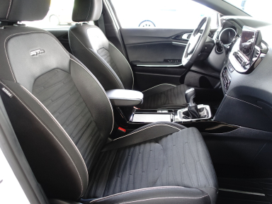 Kia ProCeed - 2024