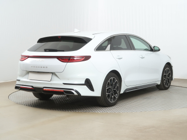 Kia ProCeed - 2024