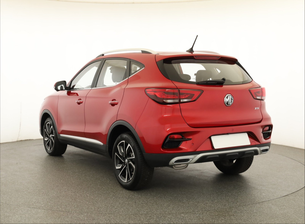MG ZS SUV