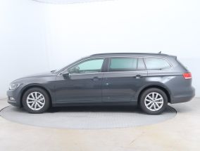 Volkswagen Passat - 2015