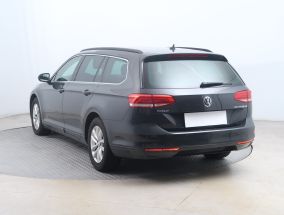 Volkswagen Passat - 2015
