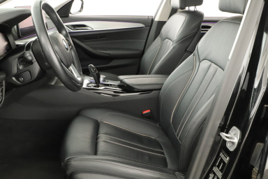 BMW 5 - 2021