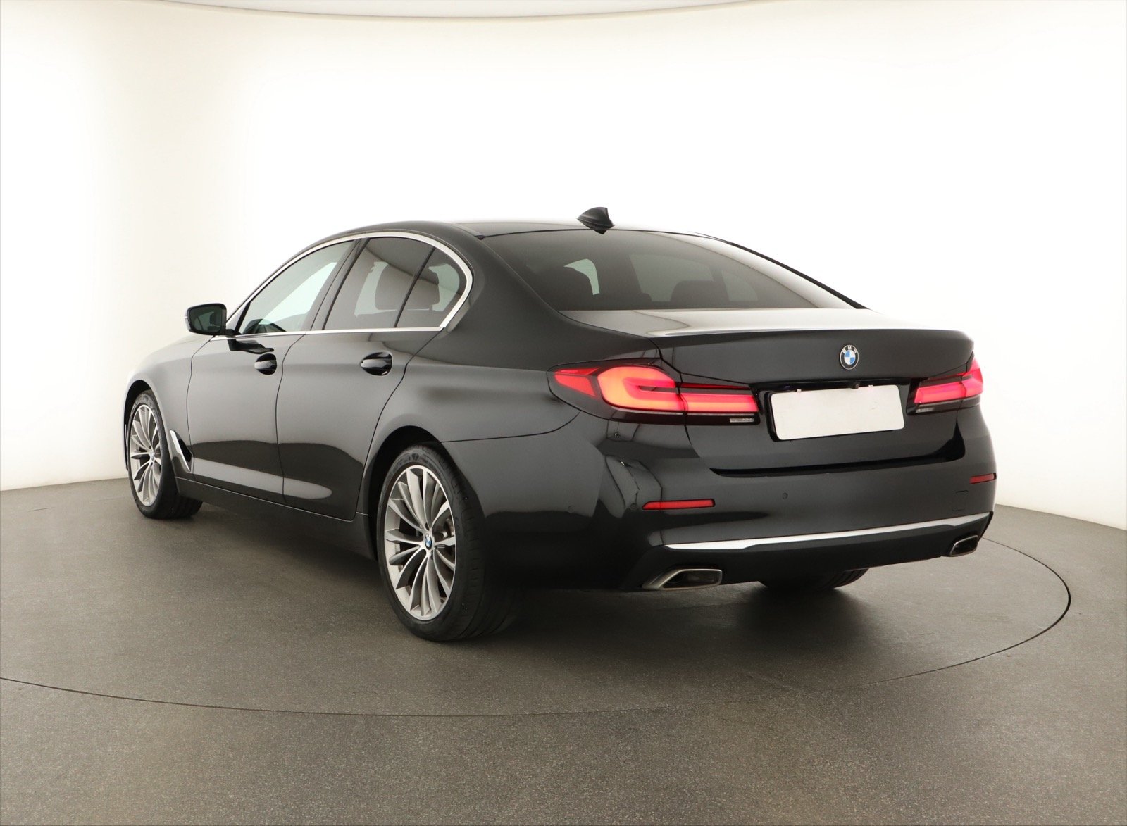 BMW 5 - 2021