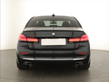 BMW 5 - 2021
