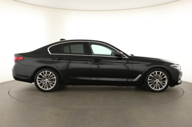 BMW 5 - 2021