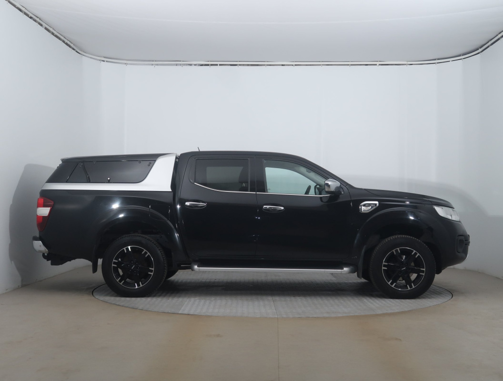 Renault Alaskan