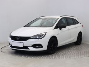 Opel Astra - 2021