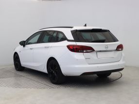 Opel Astra - 2021