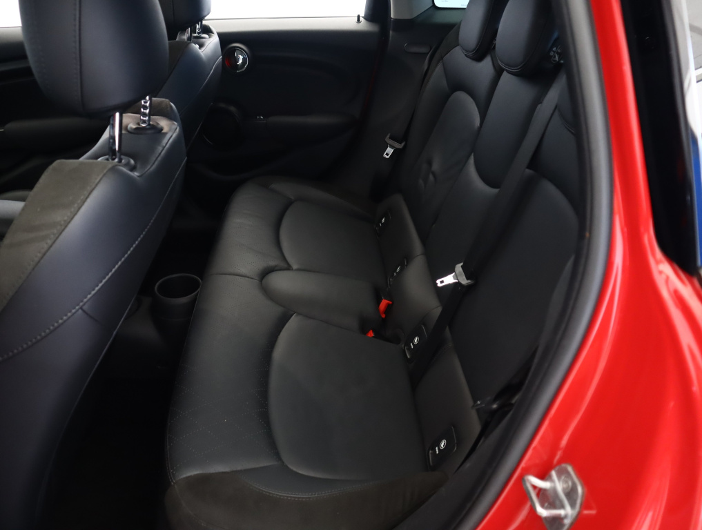 MINI 5-door