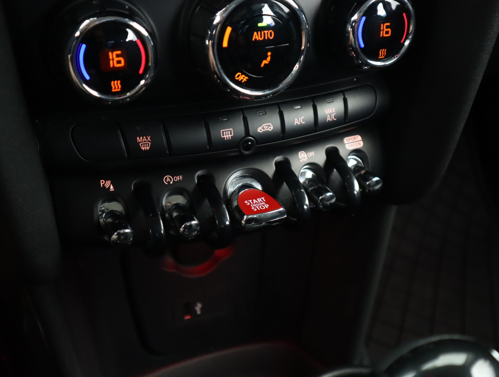 MINI 5-door