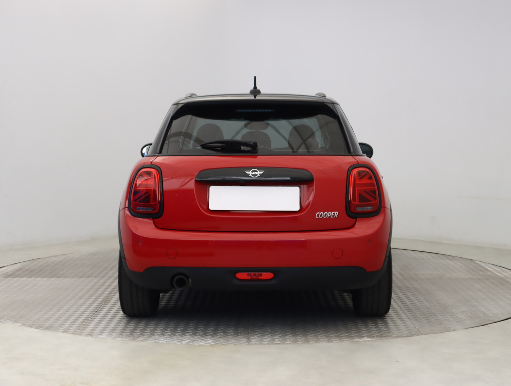 MINI 5-door