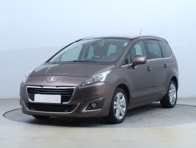 Peugeot 5008 - 2015