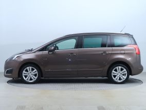 Peugeot 5008 - 2015
