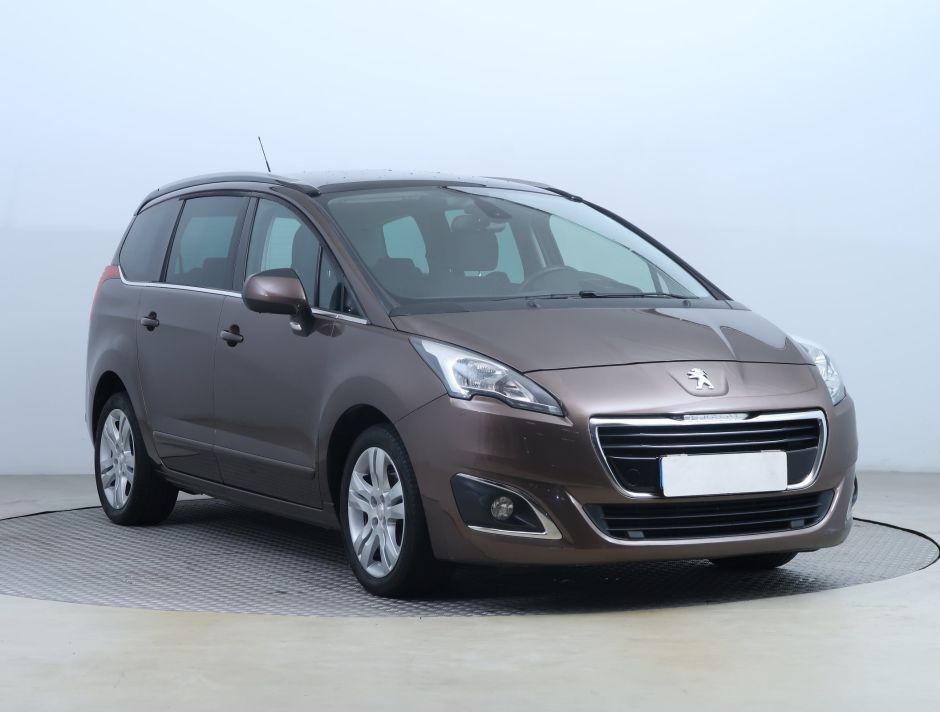 Peugeot 5008 - 2015