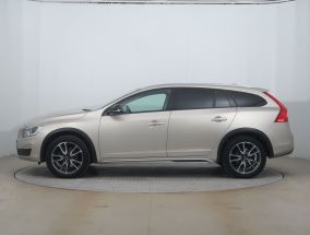 Volvo V60 Cross Country - 2016