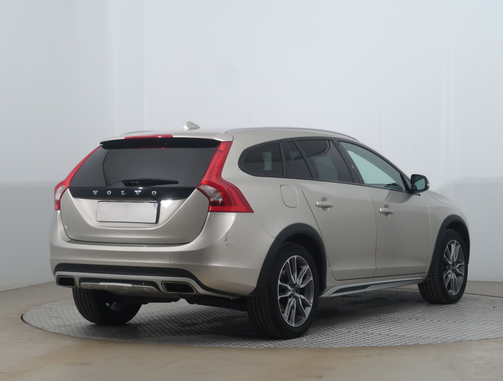 Volvo V60 Cross Country