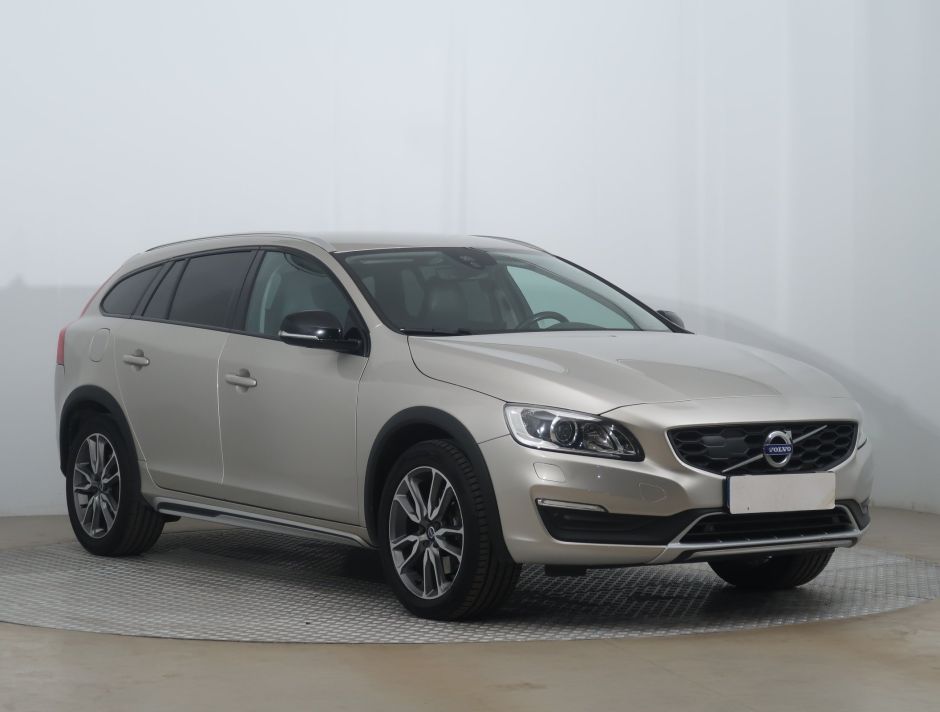 Volvo V60 Cross Country - 2016